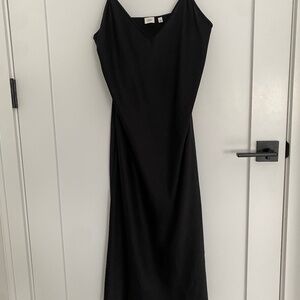 Aritzia Wilfred Slip Dress (Large) Black & Emerald Green
